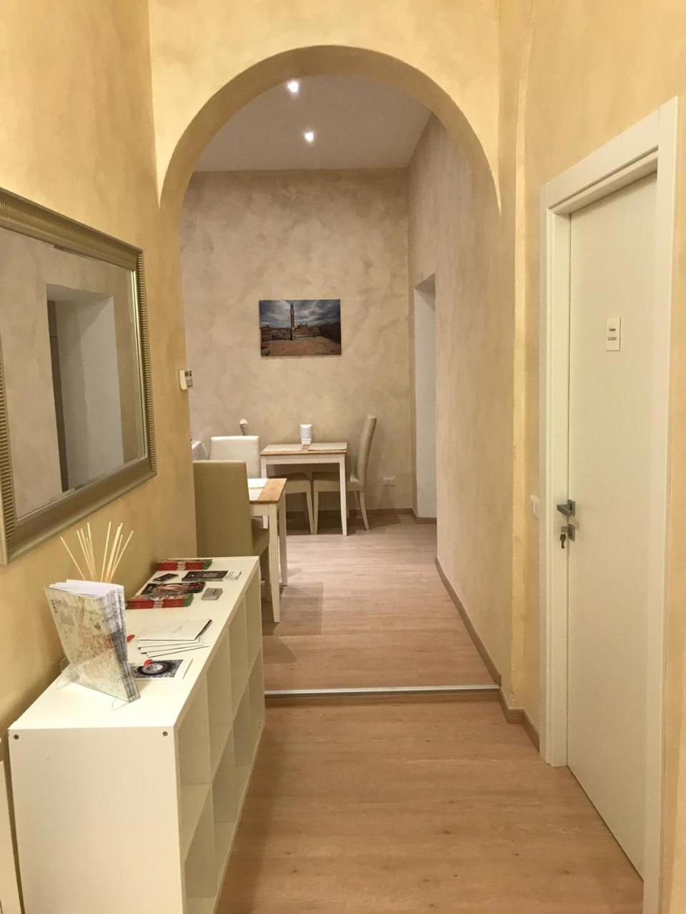 Sallustio Rooms - Rooms Only Siena Zewnętrze zdjęcie